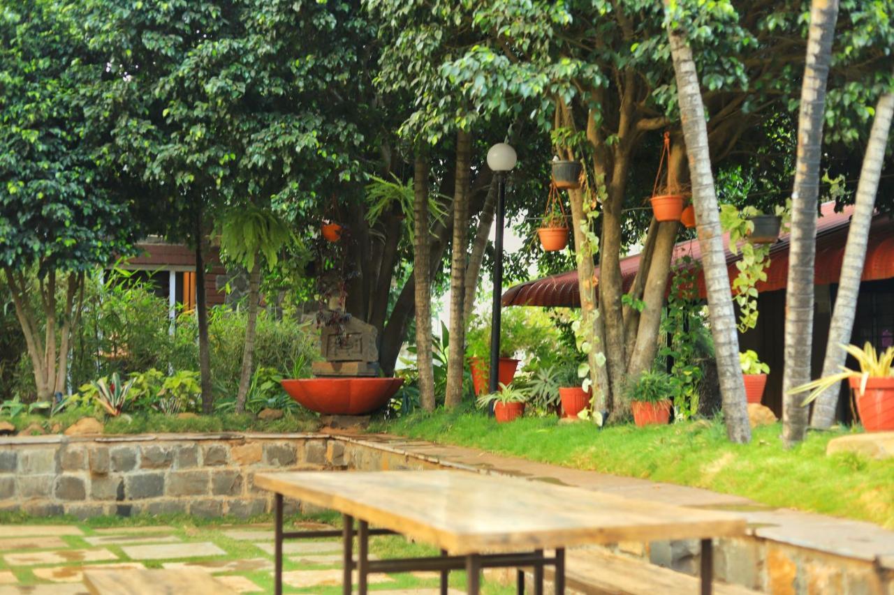 Achalaa Resort Colhapur Exterior foto